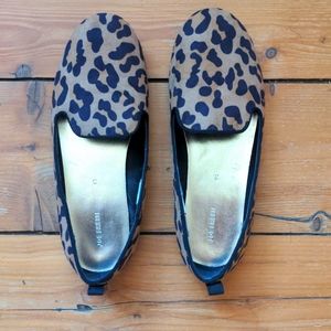 **FREE ADD ON** Leopard flat for girls